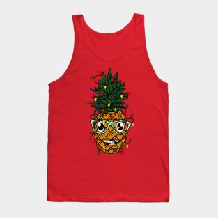 Funny pineapple wearing glasses wrapped in Christmas lights Xmas gift Tank Top